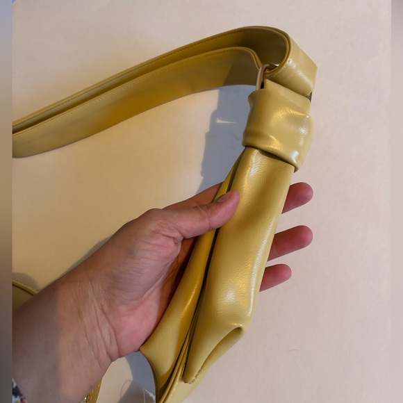 Maeve by Anthropologie light yellow shoulder purse - Picture 3 of 8